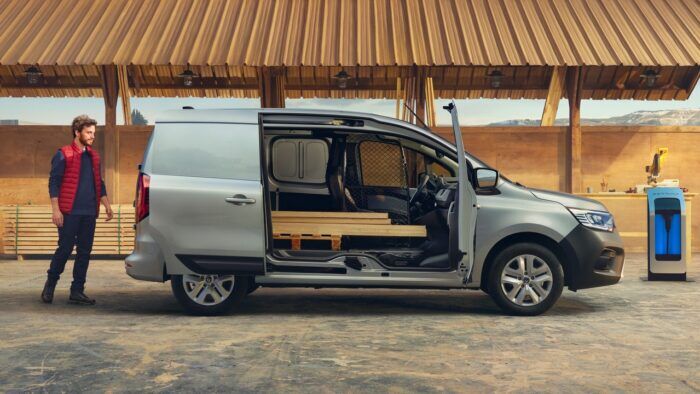 Renault Kangoo Furgon E TECH Electrico 4 700x394