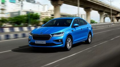 Škoda Slavia, ¿un Octavia en miniatura o un Fabia extendido?