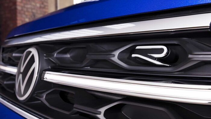 Volkswagen T Roc R 2022 8 700x394