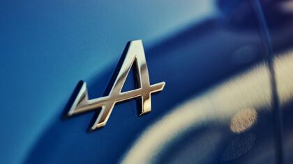 ¿De dónde viene el “Azul Alpine”? Esta es su historia