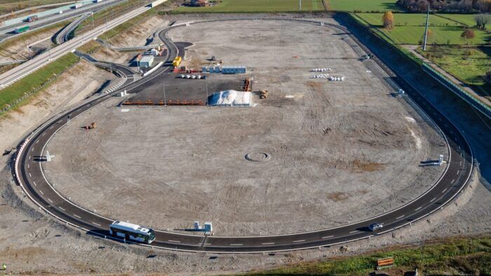 Arena Del Futuro Stellantis Pista De Pruebas Coches Electricos Por Induccion 1 700x394