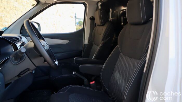 Maxus EDeliver3 Prueba Interior 14 700x393