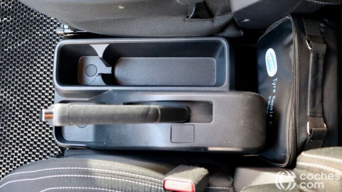 Maxus EDeliver3 Prueba Interior 15 700x393