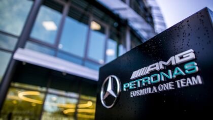 ¿Cómo es el turno de noche en la fábrica de Mercedes-AMG de Fórmula 1?