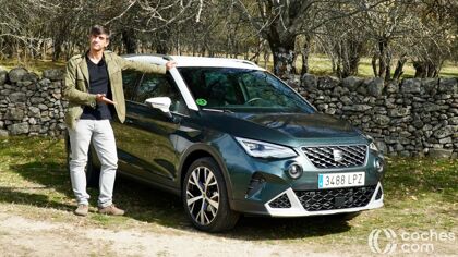 ¿Es un Seat Arona mejor que un Ibiza? Lo analizamos en vídeo