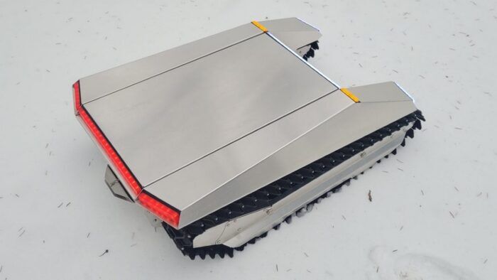 Spyker Workshop CyberKAT Robot Quitanieves 6 700x394