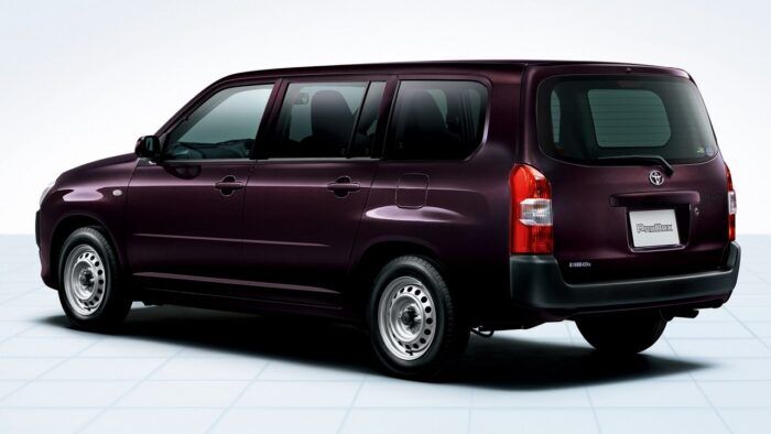 Toyota Probox Van 6 700x394