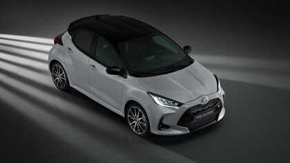 Toyota Yaris GR Sport 2022: distinción estética