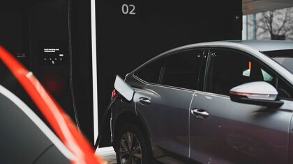 Por primera vez se venden más coches eléctricos que diésel en Europa