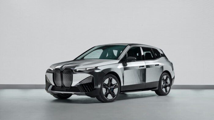 BMW Pintura E Ink 11 700x394