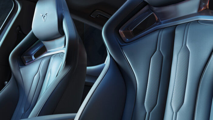 CUPRA Leon VZ CUP 6 700x394