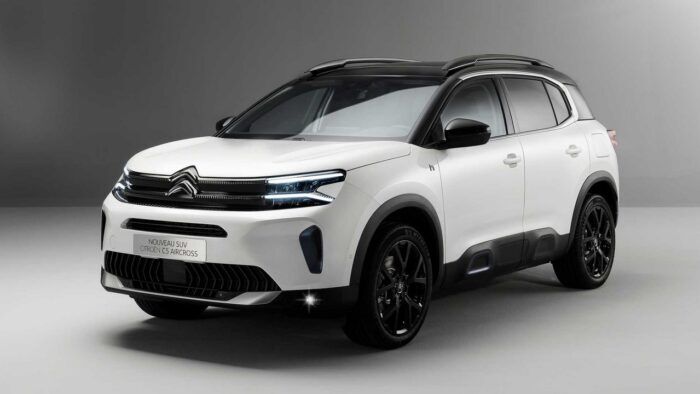 Citroen C5 Aircross Hybrid 2022 10 700x394