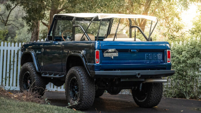 Ford Bronco Restomod Jenson Button 8 700x394
