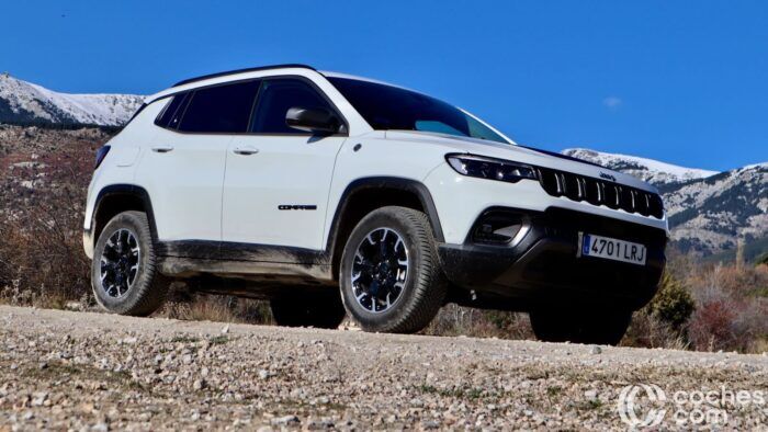 Jeep Compass Trilhawk 4xe Prueba 10 700x394