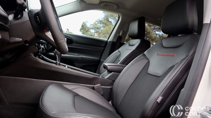 Jeep Compass Trilhawk 4xe Prueba Interior 10 700x393