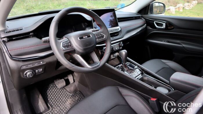 Jeep Compass Trilhawk 4xe Prueba Interior 8 700x393