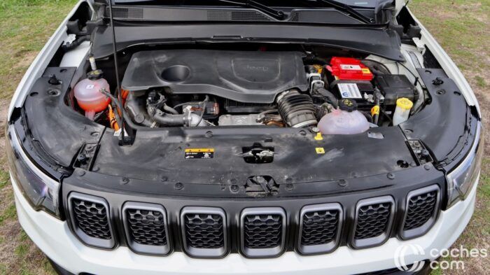 Jeep Compass Trilhawk 4xe Prueba Motor Gasolina 1 700x393