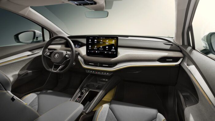 Skoda Enyaq Coupe IV 2022 20 700x394