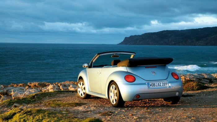 Volkswagen New Beetle 5 700x394