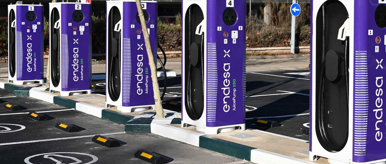 Todas las noticias de coches en un solo portal: Pruebas, fotos, vídeos, informes...