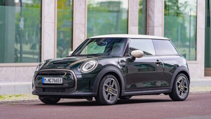 MINI Cooper SE Resolute Edition: inspiración de los británicos clásicos