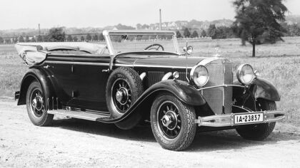 Un extraño Mercedes-Benz 770K Cabriolet se convierte en el coche más caro de una subasta online