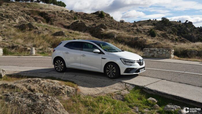 Renault Megane E Tech RS Line Prueba Dinamicas 12 700x394
