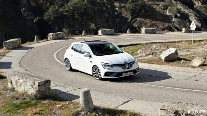 Renault Megane E Tech RS Line Prueba Dinamicas 14 700x394