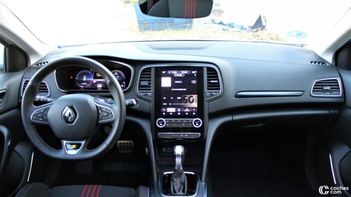 Renault Megane E Tech RS Line Prueba Interior 1 700x394