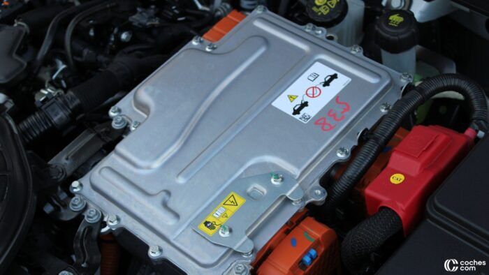 Renault Megane E Tech RS Line Prueba Motor 3 700x394