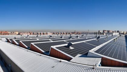 La fábrica de Stellantis de Madrid estrena una avanzada planta fotovoltaica