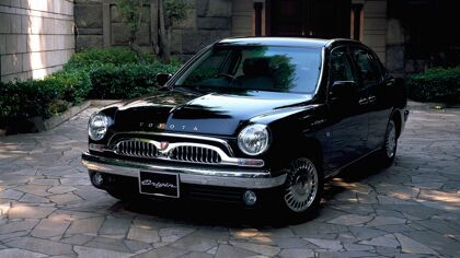 Toyota Origin, una extraña berlina retro con “puertas suicidas” y motor de Supra