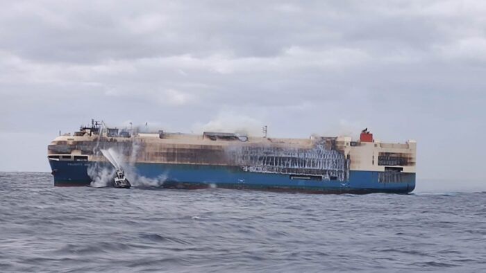 Indendio Barco Porsche 3 700x394