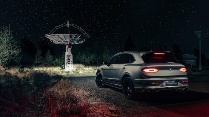 Bentley Bentayga Space Edition 10 700x394
