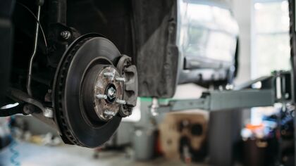 Los fallos en los frenos que se detectan habitualmente en las ITV