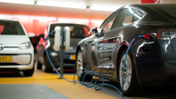 Movilidad En Coche Electrico 3 700x394