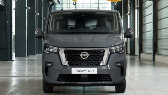 Nissan Primastar Van 2022 12 700x394