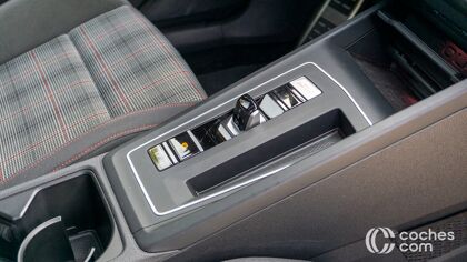 La tendencia que está eliminando las palancas de cambio y dejando selectores ridículos en su lugar