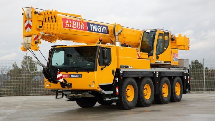 Grua Movil Autopropulsada 700x394