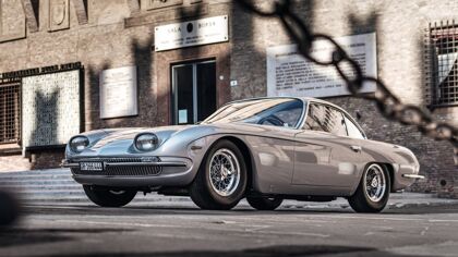 ¿Cuándo y cómo se forjó el motor V12 de Lamborghini, el ADN de la firma del toro?