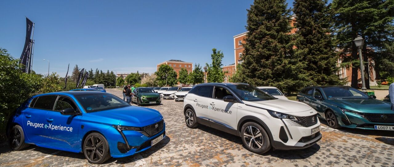 Todas las noticias de coches en un solo portal: Pruebas, fotos, vídeos, informes...