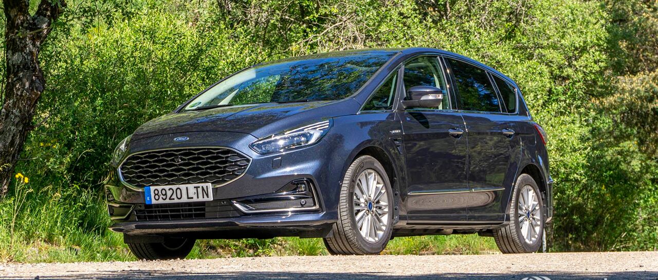 Todas las noticias de coches en un solo portal: Pruebas, fotos, vídeos, informes...