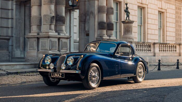1952 Jaguar XK120 Electrico Lunaz 3 700x394