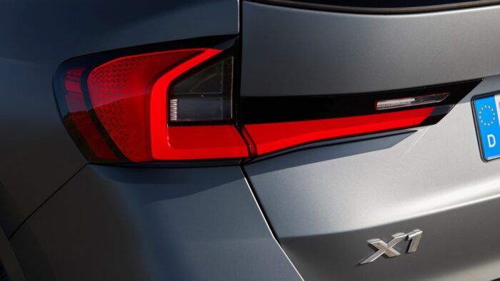 BMW X1 2023 16 700x394