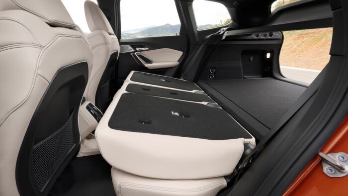 BMW X1 2023 62 700x394