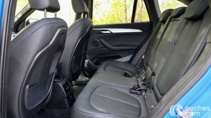 BMW X1 XDrive25e Prueba Interior 18 700x394