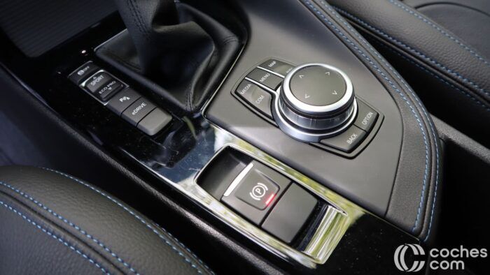 BMW X1 XDrive25e Prueba Interior 4 700x394