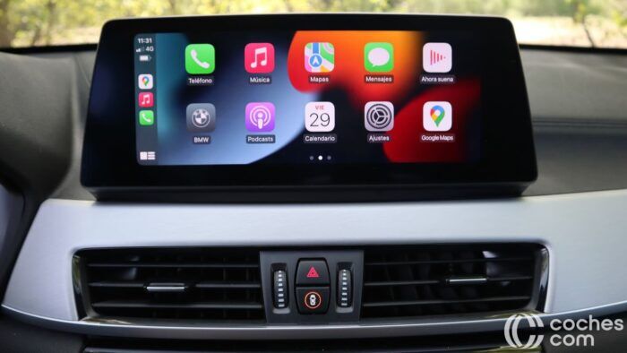 BMW X1 XDrive25e Prueba Interior 7 700x394