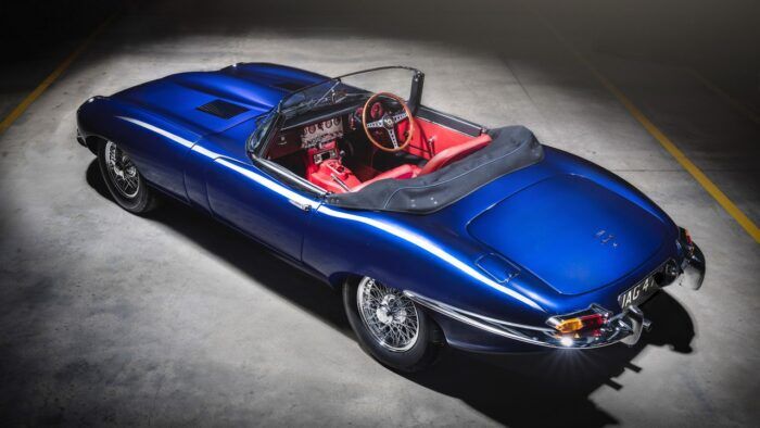 Jaguar E Type Serie 1 1965 Restauracion Jaguar Classic 2 700x394