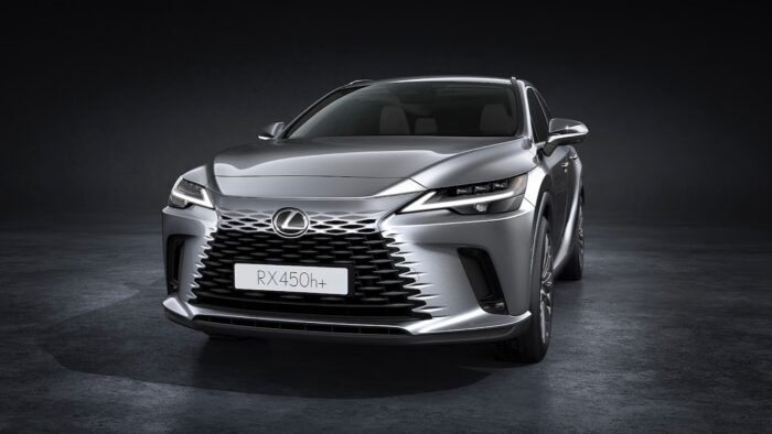 Lexus RX 2023 131 700x394